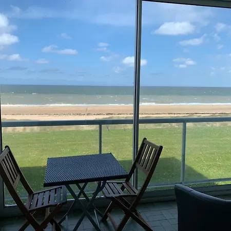 Varaville: Face A La Avec Loggia Et Parking Prive, 4 Pers. - Fr-1-487-306 *